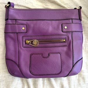 Isaac Mizrahi purple leather shoulder or crossbody handbag purse